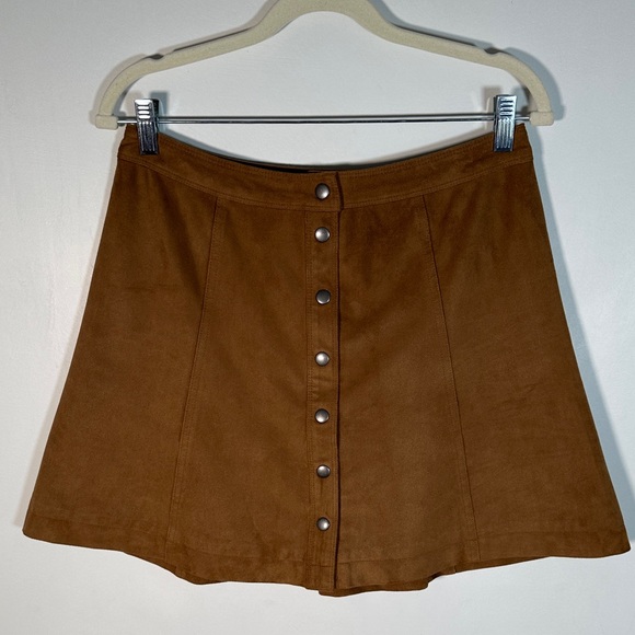 Abercrombie & Fitch Mini Skirt Button-Front Brown Suede Size 8 - Picture 4 of 5